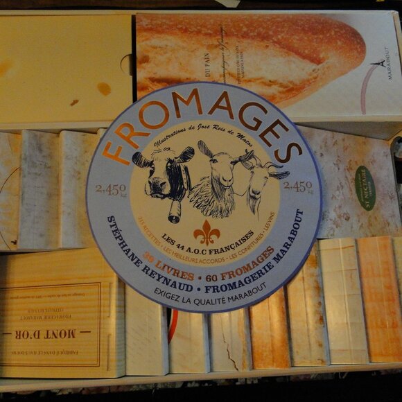La Boîte à fromages : 39 Livres, 60 fromages Hachette 1ére edition Version FR - Picture 1 of 6
